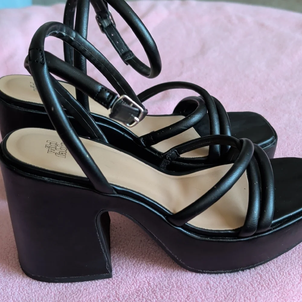 wild fable Black Strappy Platform Block Heel Sandals
